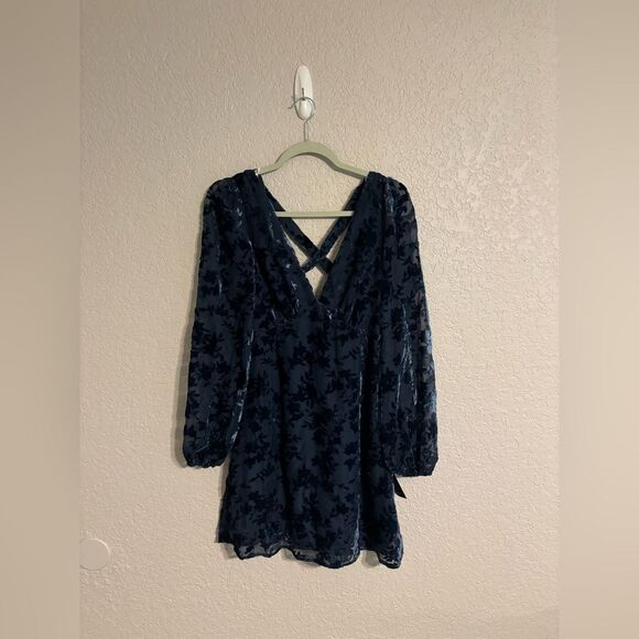 Lulus Navy Mini Dress! NWT!! - Picture 2 of 6